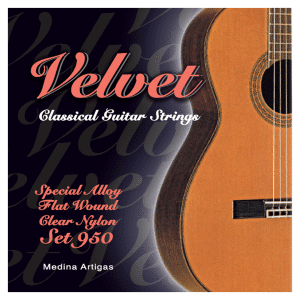 Medina Artigas - Velvet Classical Guitar Strings - 950 - Medium Tension