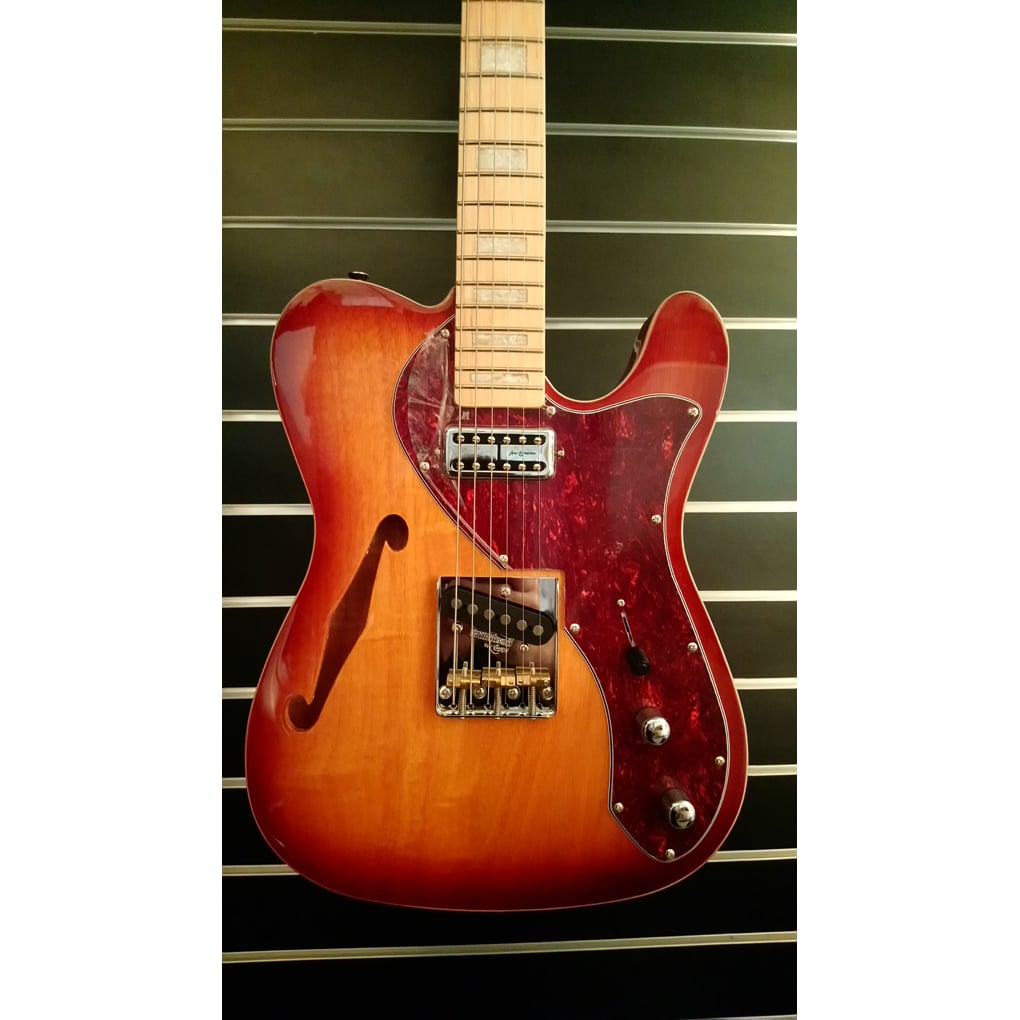 Revelation TSS – Telecaster Short Scale – Electric Guitar – Honeyburst 3